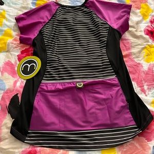 Cycling Shirt with Back Pocket by Moxie. Purples & Black. Sz L NWT